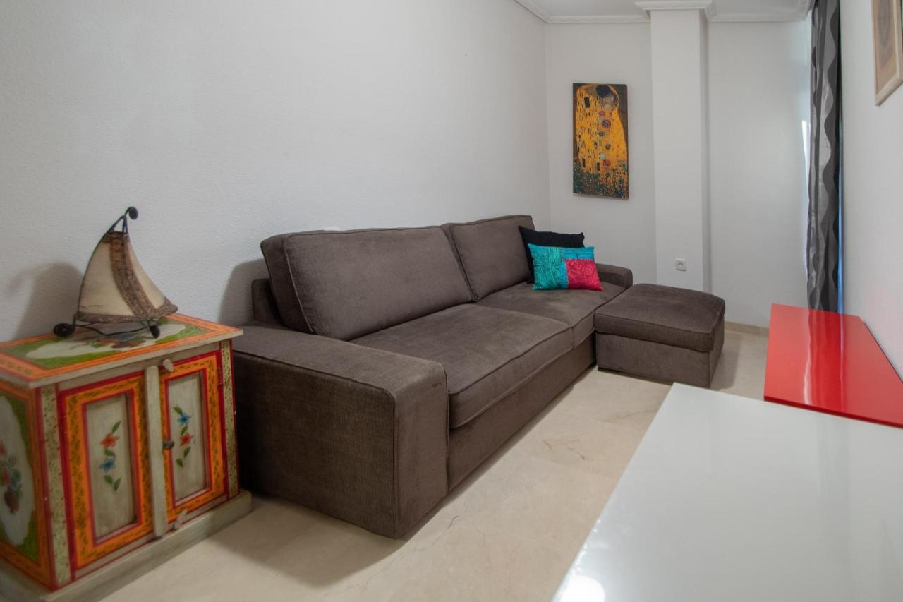 Apartamento Nuestra Andalucia - Cadiz Centro - Parking エクステリア 写真