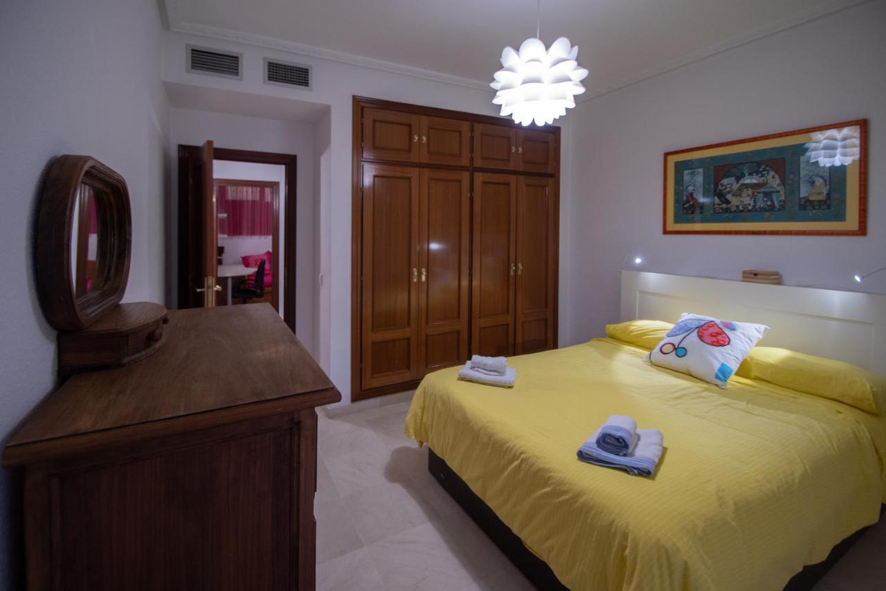 Apartamento Nuestra Andalucia - Cadiz Centro - Parking エクステリア 写真
