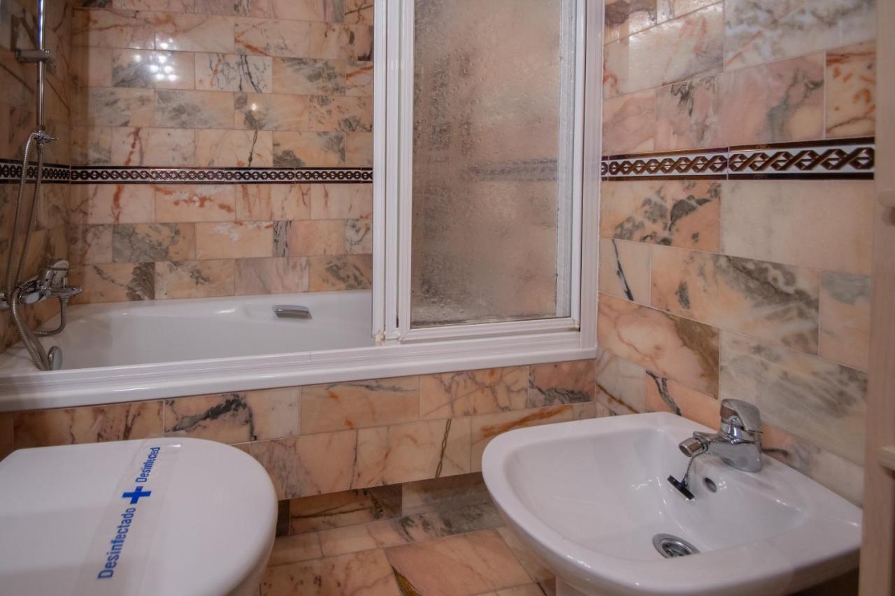 Apartamento Nuestra Andalucia - Cadiz Centro - Parking エクステリア 写真